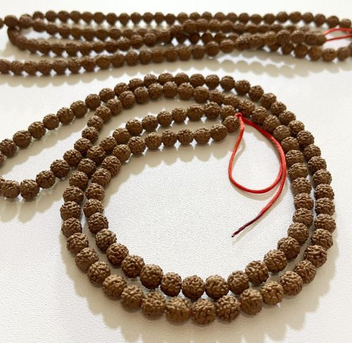 Rudraksha 8mm extra hosszú füzér 100 szemes